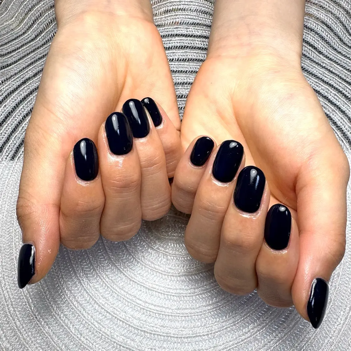 ネイル ワンカラーネイル ハンドネイル HAILEY nail saronのネイルデザイン