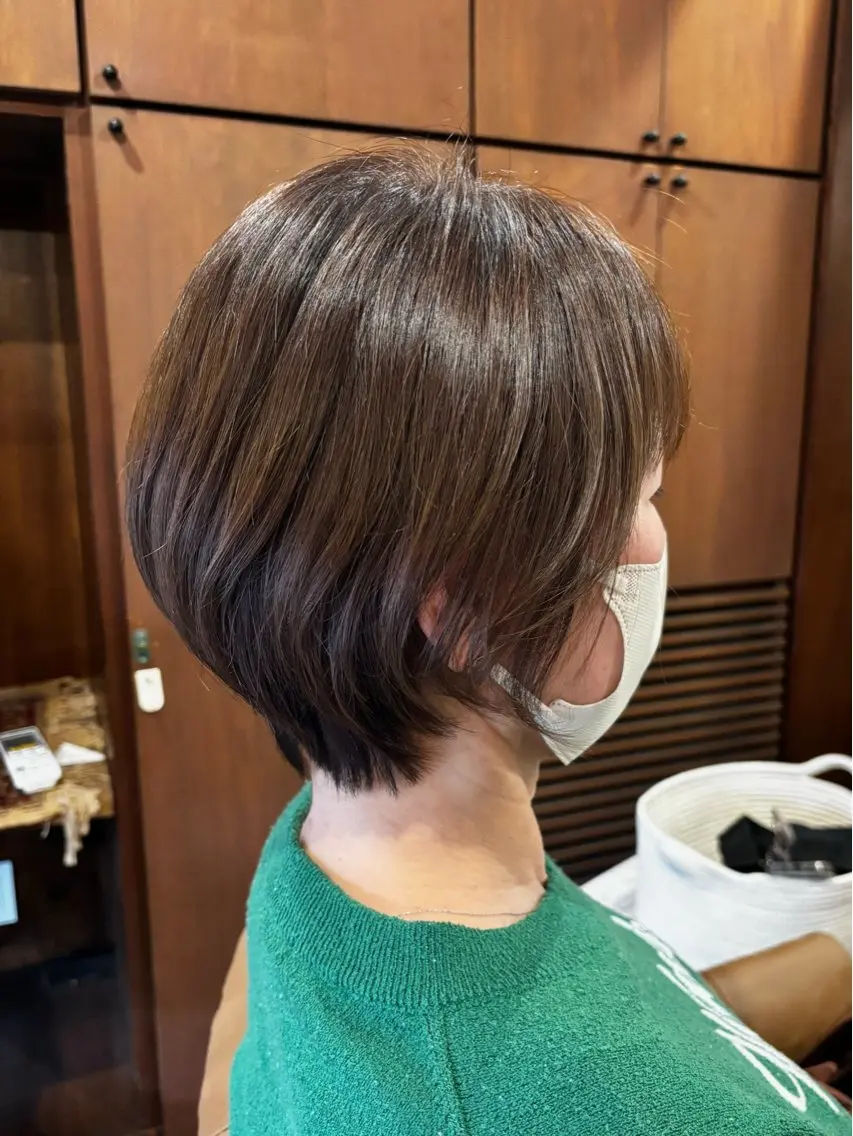 ショート 岩瀬 瑠璃子のヘアスタイル