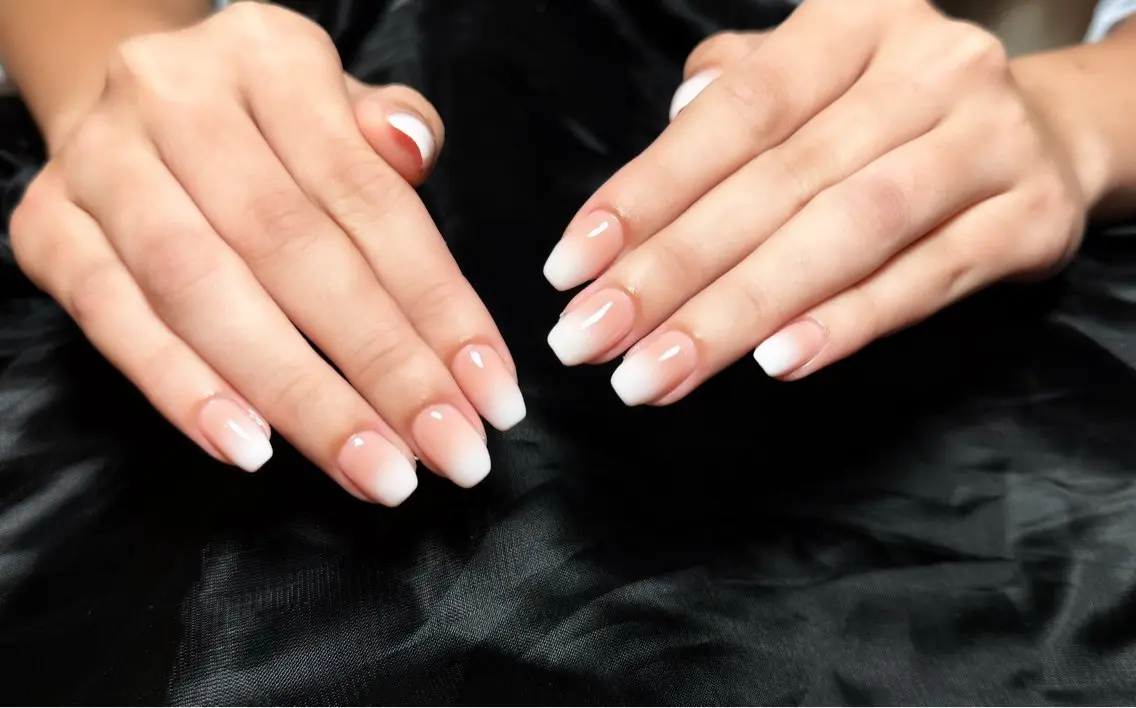 ネイル チークネイル 長さ出し フレンチネイル ジェルネイル 韓国ネイル ハンドネイル Lucky Nail Salon❷のネイルデザイン