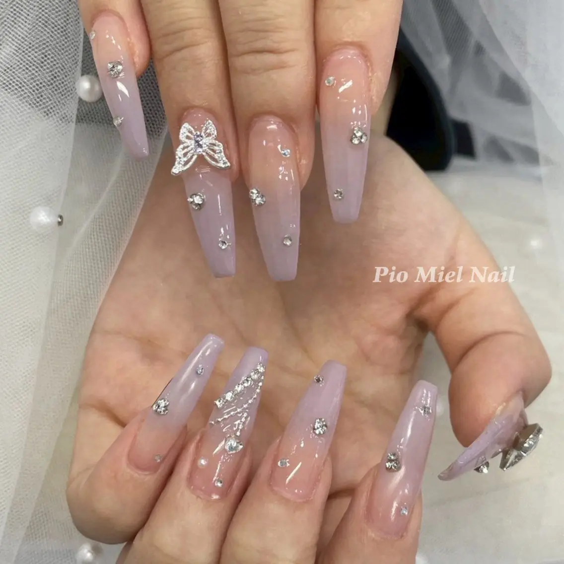 ロング カラー 透明感カラー ラベンダーカラー ロング ハンドネイル HANA 長さだしのネイルデザイン
