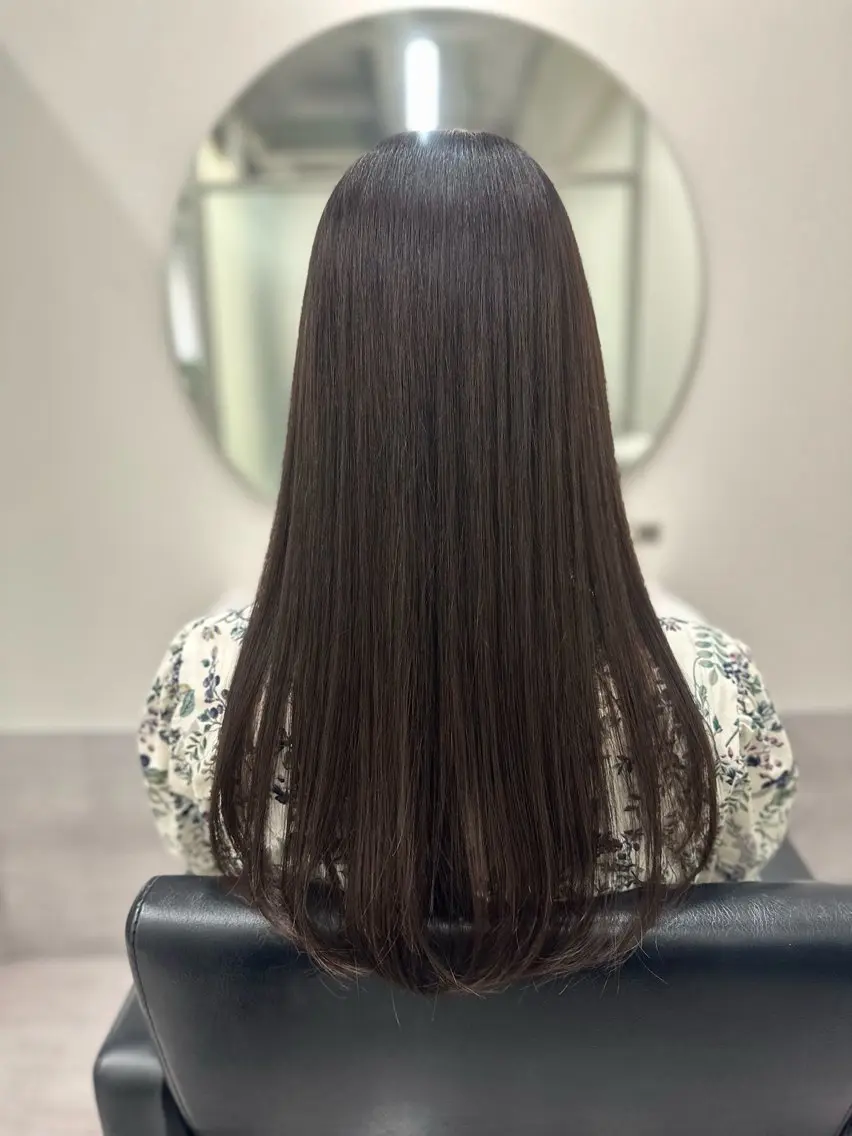 セミロング カット 縮毛矯正 JYO 髪質改善専門家のヘアスタイル