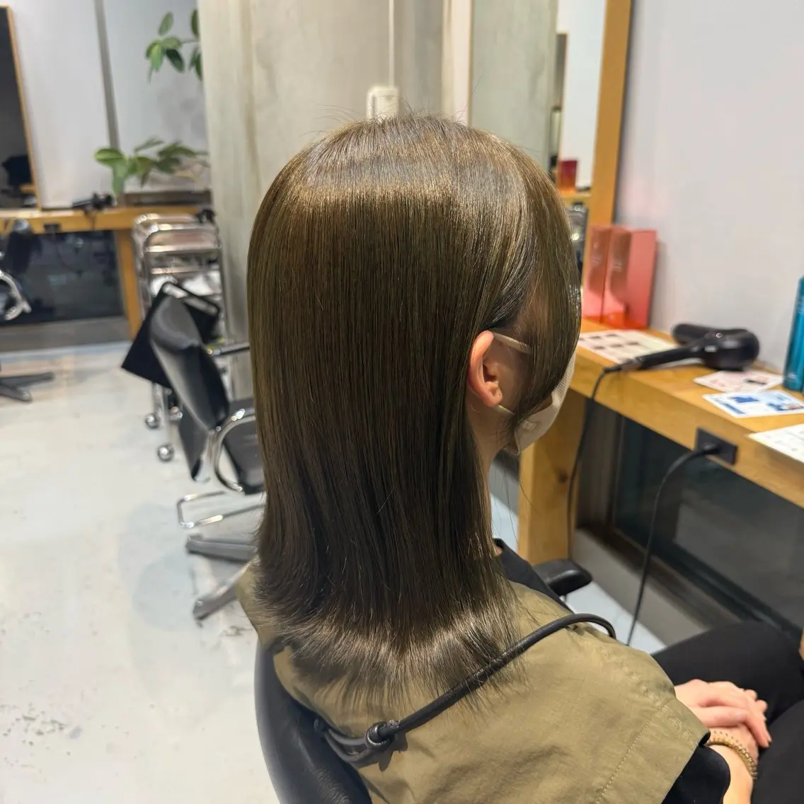 ミディアム カラー ヘアカラー トリートメント 杏菜🌺👶🏼💕 ／elima調布🫧のヘアスタイル