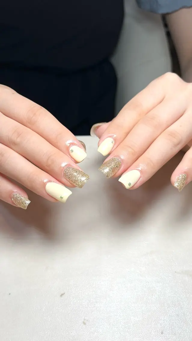 ネイル フラッシュネイル ワンカラーネイル 🌻Sunrich Fuka🌻のネイルデザイン
