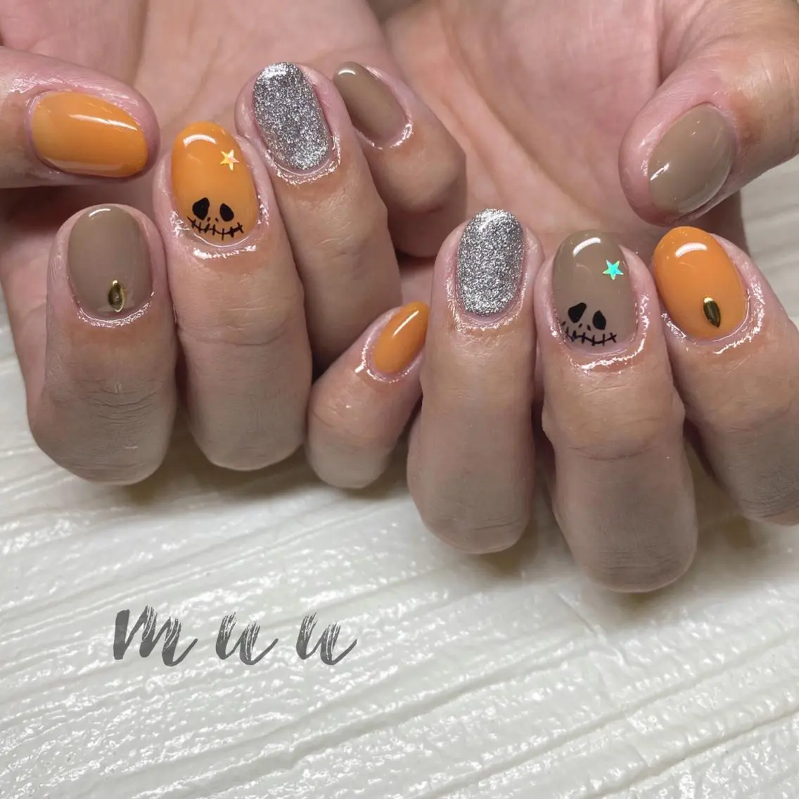 ネイル ワンカラーネイル ストーンネイル muu nailのネイルデザイン
