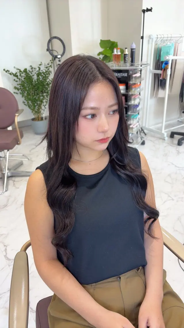 ロング 心斎橋/プルエクステ ハイトーン/カットのヘアスタイル
