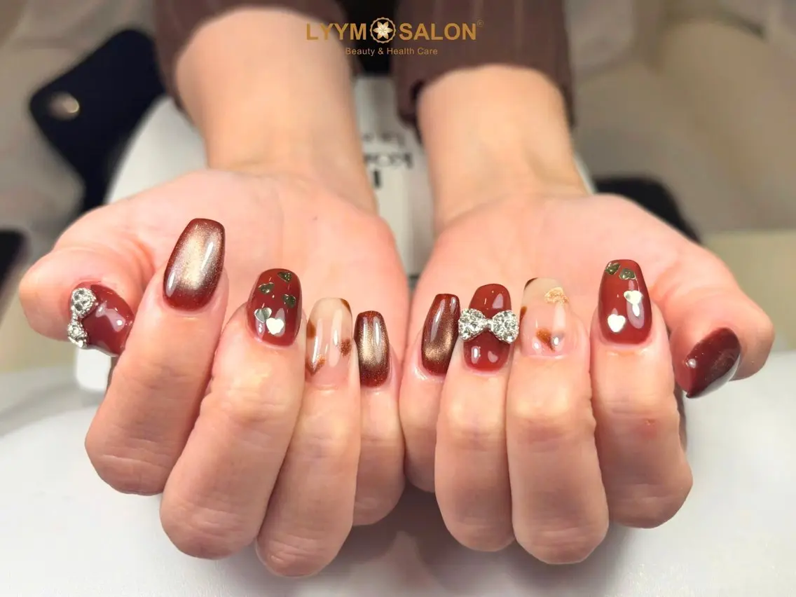 ネイル マグネットネイル LYYM Salon Miraのネイルデザイン