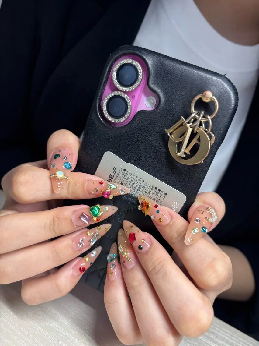 ネイル I pinknail 韓国風·持ち込み専門のネイルデザイン