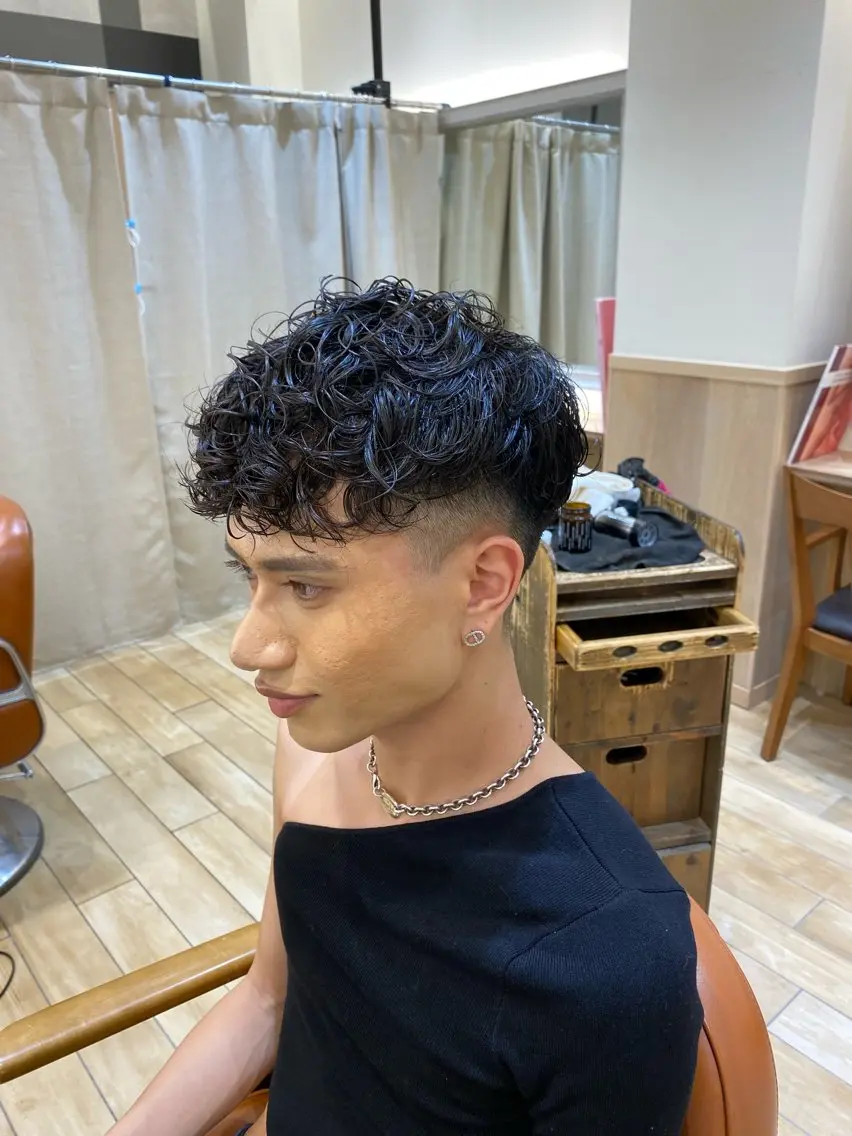 ショート パーマ メンズ キッズ スペインカール 新宿メンズパーマ ヨモギダのヘアスタイル
