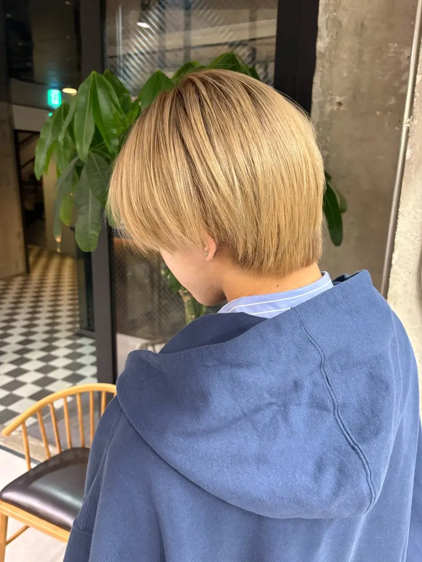 カラー メンズ ブロンド ヘアカラー ♡ハイライトカラー shinri♡のヘアスタイル