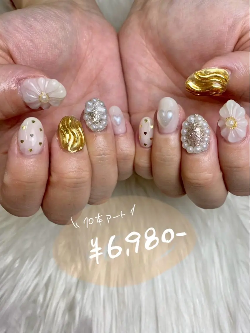 ネイル ハンドネイル フットネイル emma.nail kanakoのネイルデザイン