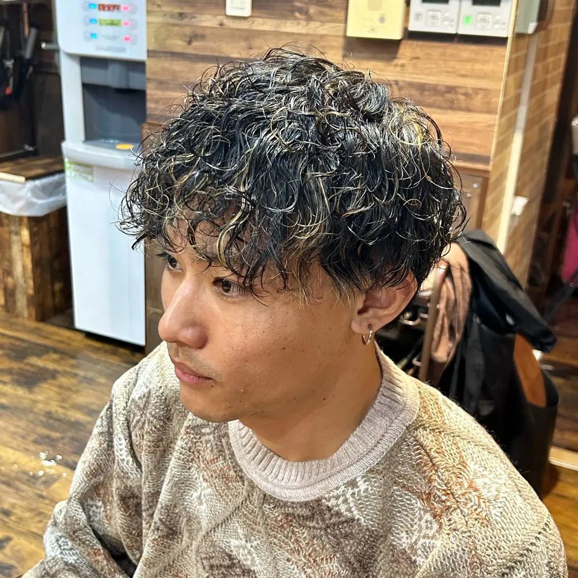 ショート カラー パーマ メンズ ツイスパ/メンズ特化 🦋𝑺𝑶𝑵𝑬のヘアスタイル