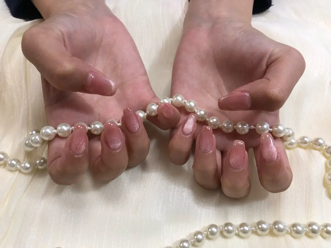 カラー ハンドネイル エリ🫧 nail池袋東口のネイルデザイン