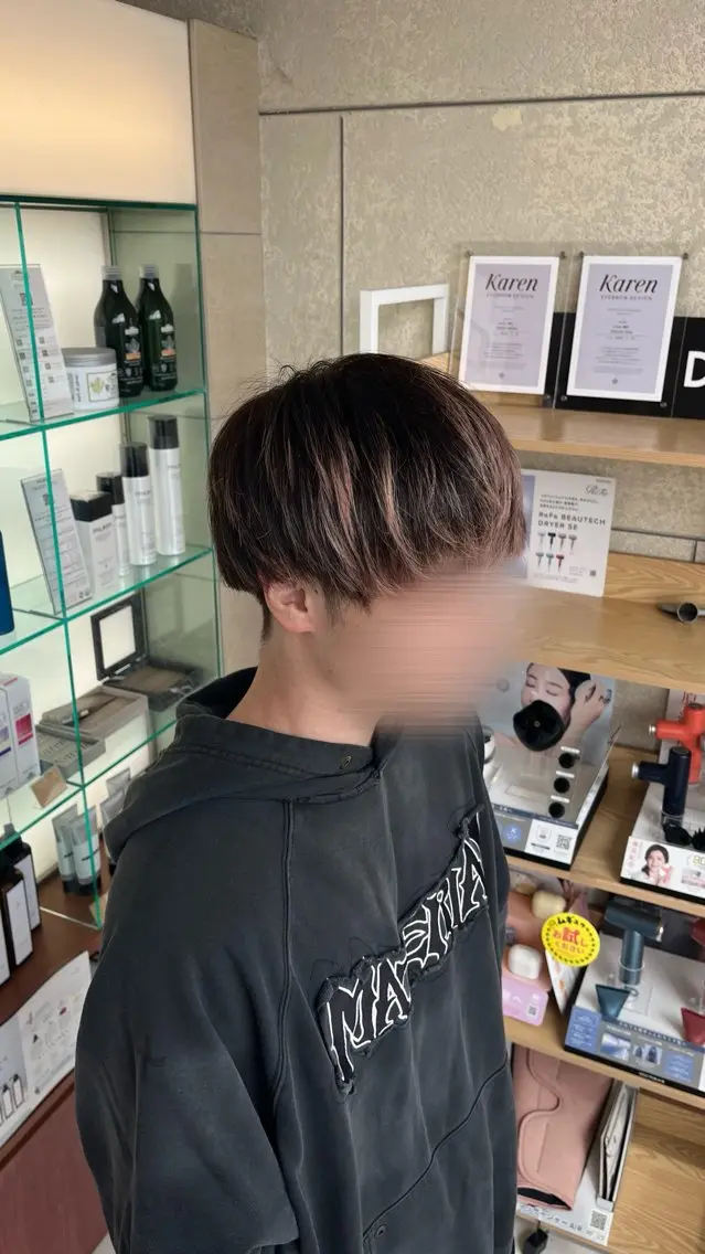 メンズ メンズブリーチ マッシュ カット ヘアカラー 🫧艶 ×透明感🫧 吉田 陽菜のヘアスタイル