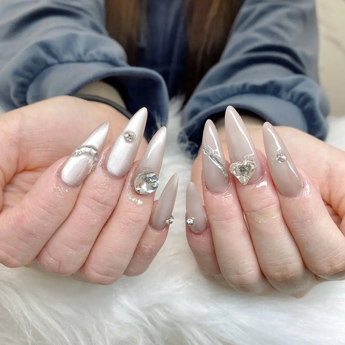 ネイル 長さ出し フレンチネイル ジェルネイル ガラスフレンチ 韓国ネイル Minette nailHuongのネイルデザイン