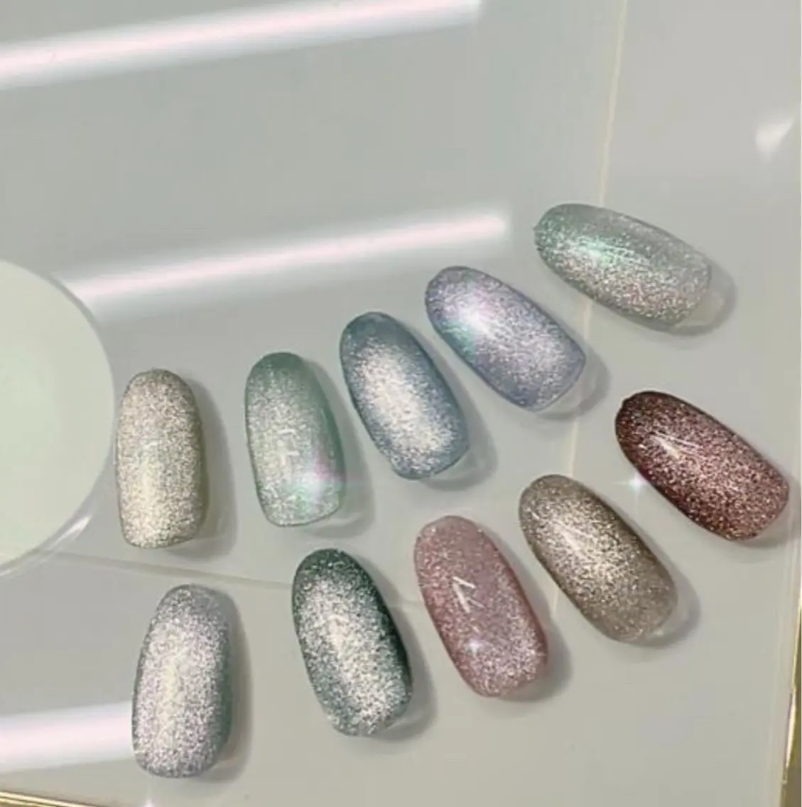 ネイル マグネットネイル ハンドネイル 🌴konami 4U NAIL🥥のネイルデザイン