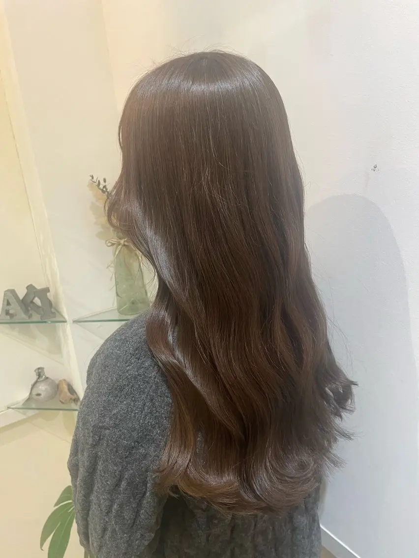 ロング カラー カット ヘアカラー トリートメント 髪質改善カラー🤍 エクステ✨君島由実子のヘアスタイル