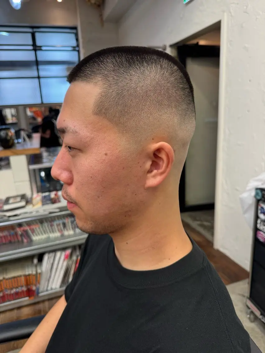 ショート メンズ ボウズ フェードカット メンズショート スキンフェード ショートヘア カット ヘッドスパ 💈メンズ特化💈 TASUKUのヘアスタイル