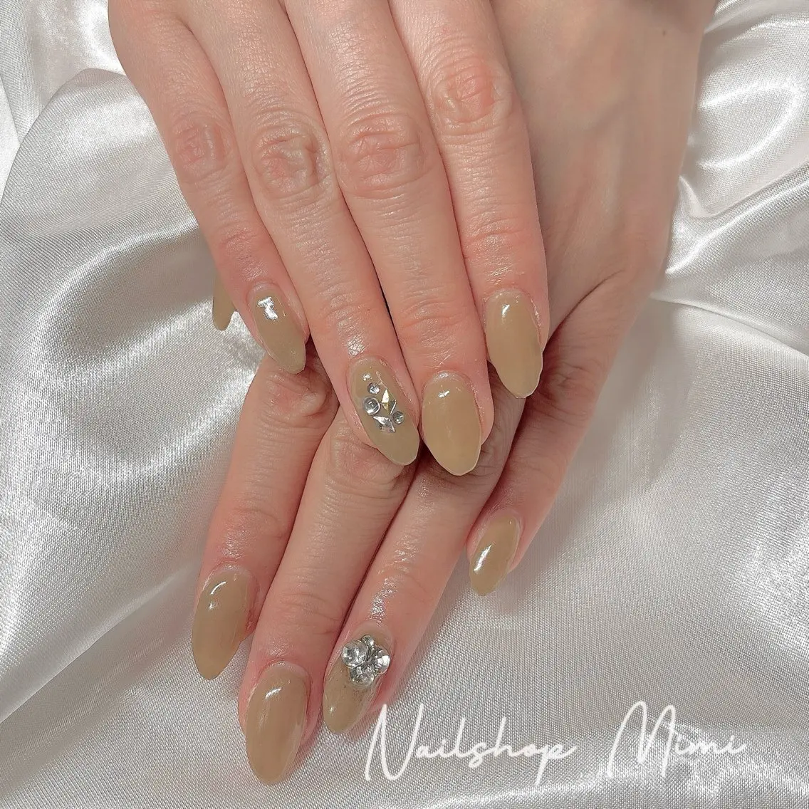 ネイル キラキラネイル オフィスネイル シンプルネイル ハンドネイル Nailshop Mimiのネイルデザイン
