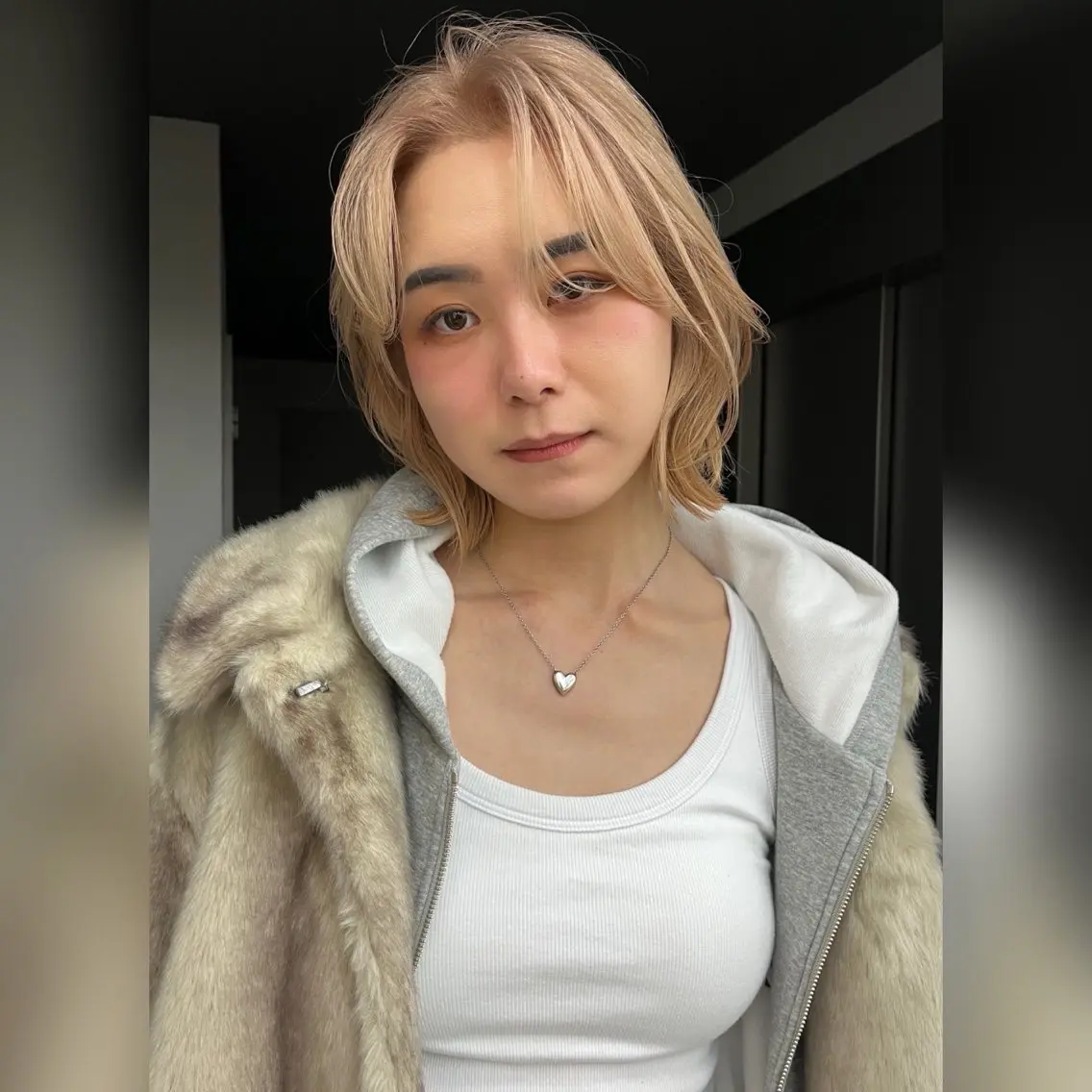 ミディアム カラー カット ヘアカラー ムード造るハイトーン ケアブリーチ/ユウキのヘアスタイル