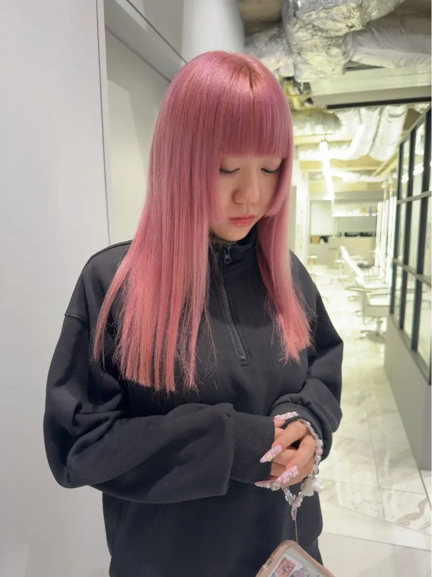 セミロング カラー 新宿レイヤーカット (火)吉祥寺🎀リサのヘアスタイル