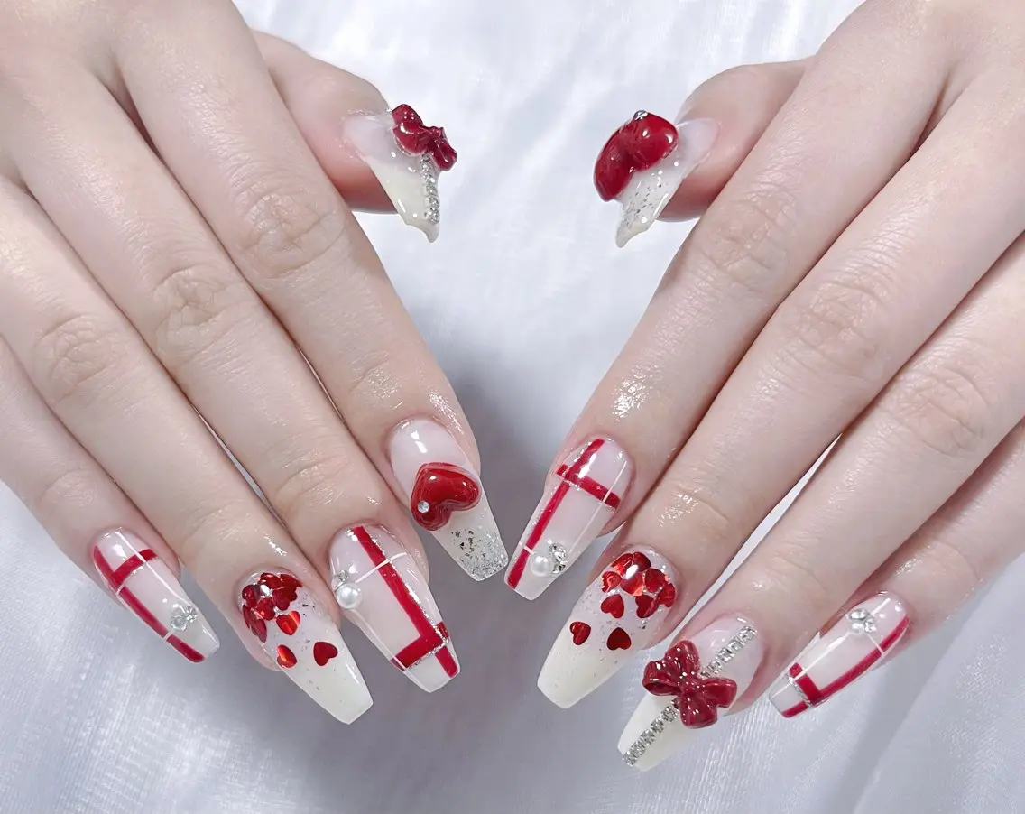 ネイル オーロラネイル クリアネイル フラッシュネイル ジェルネイル グラデーション ハンドネイル Amee Nail Salonのネイルデザイン