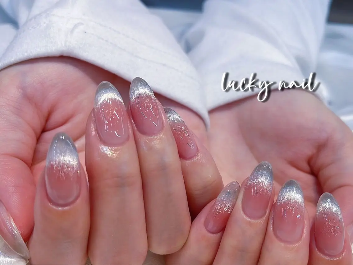 ネイル チークネイル 長さ出し ジェルネイル マグネットネイル 持ち込み ハンドネイル ハンドケア Lucky nail  小林和希のネイルデザイン