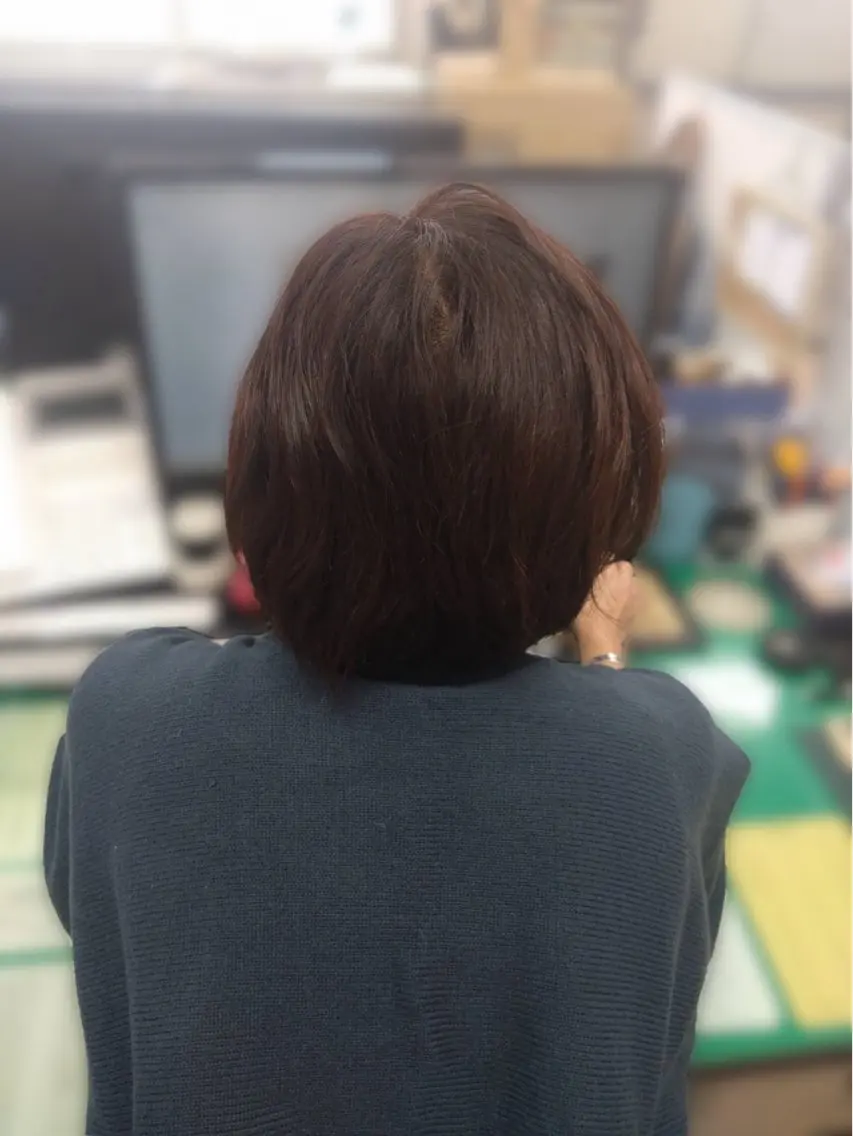 ショート カラー ヘアカラー 大賀 鈴のヘアスタイル