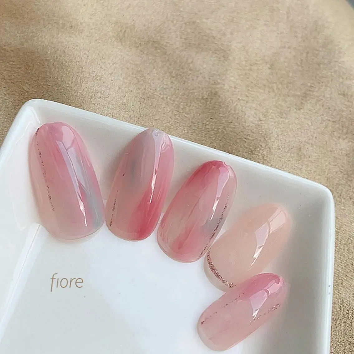 ネイル ニュアンスネイル オフィスネイル ピンク fiore みゆきのネイルデザイン
