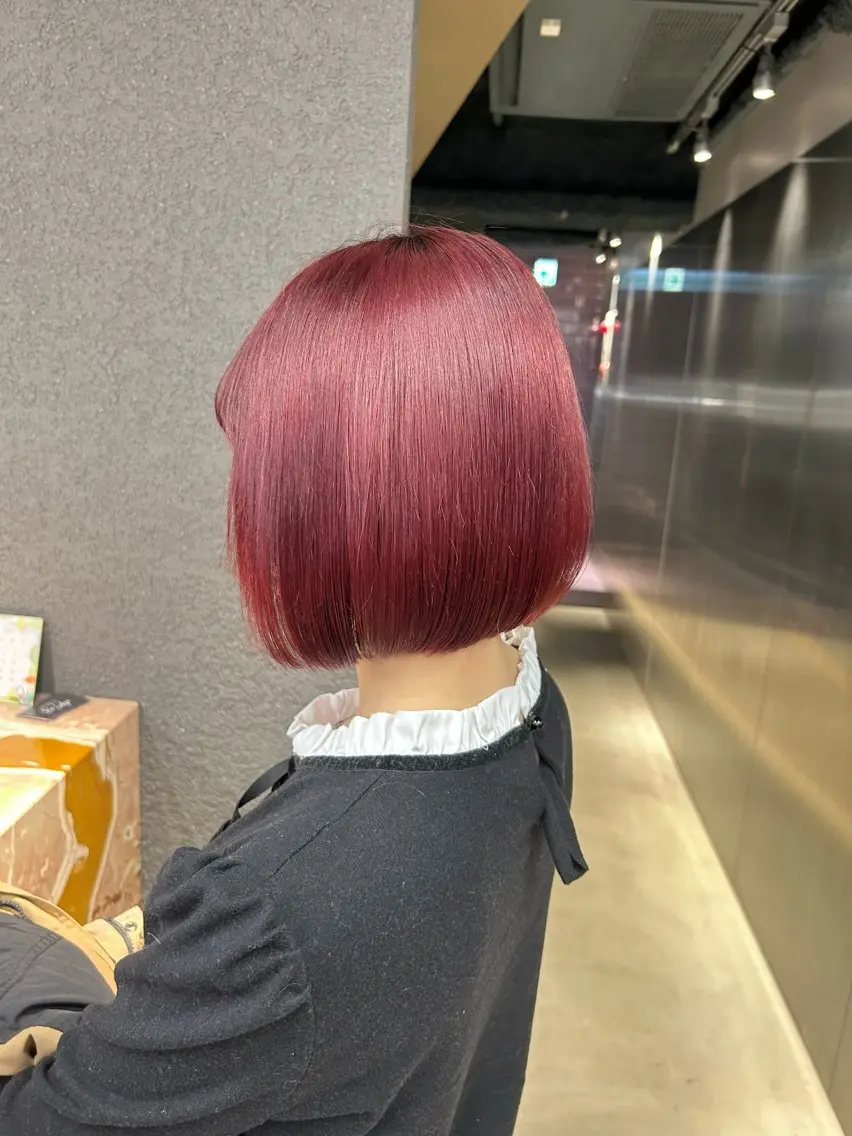 ミディアム カラー ブリーチ レッドカラー ✅ケアブリーチ✅ トヨオカ ノブヒデのヘアスタイル