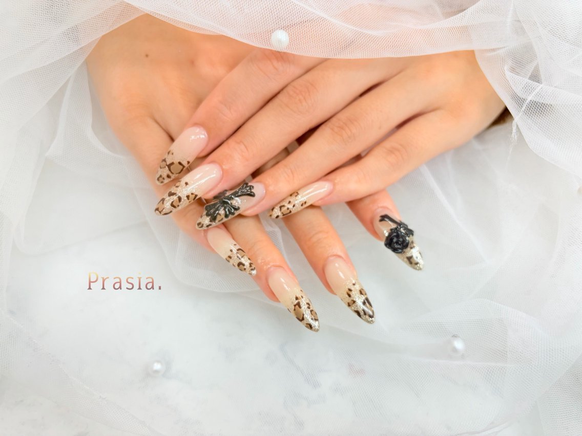 ネイル ハンドネイル Purasia. Yamasaki🌙のネイルデザイン