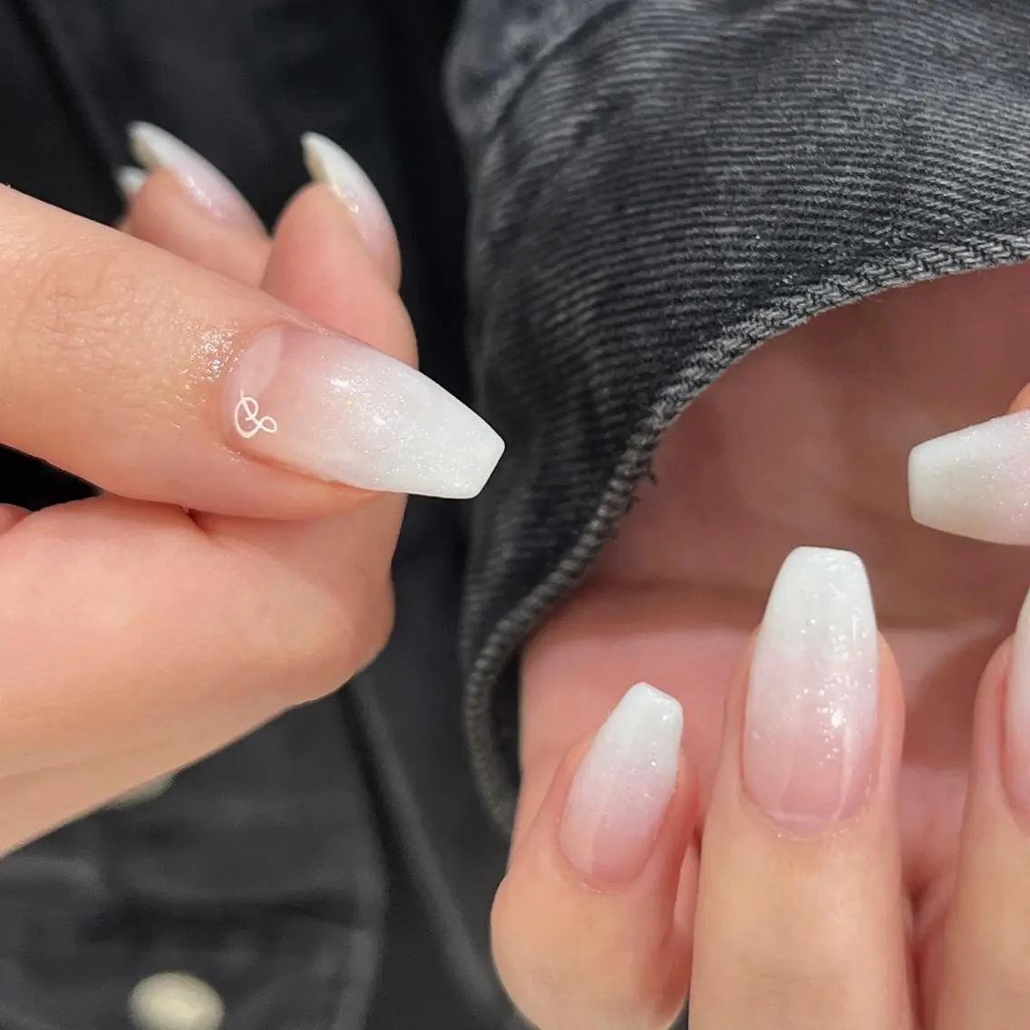 ネイル グラデーション prunelle .のネイルデザイン