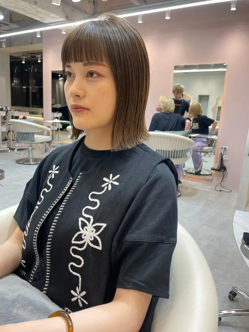 ショート 切りっぱなしボブ ボブ レイヤー縮毛矯正 ささきすずね💗のヘアスタイル