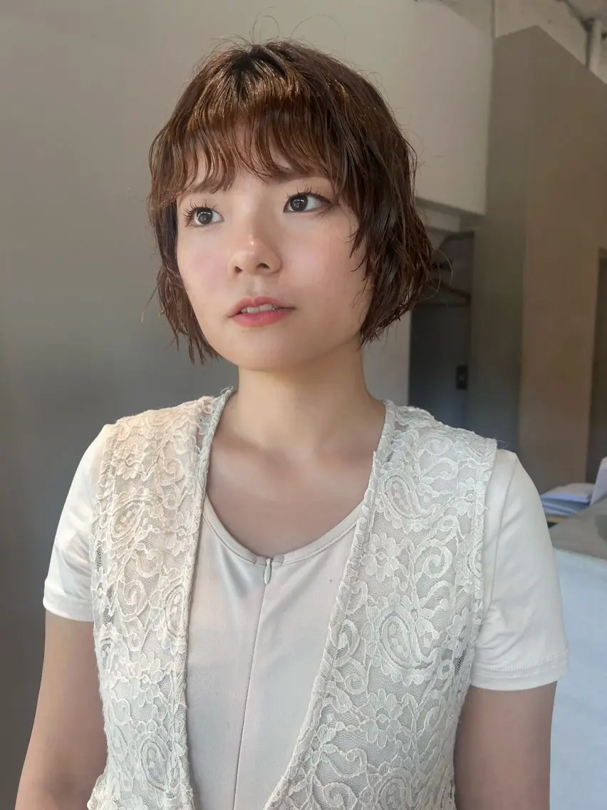 ミディアム パーマ ミディアムパーマ ボブ カット ホリバ ユカのヘアスタイル