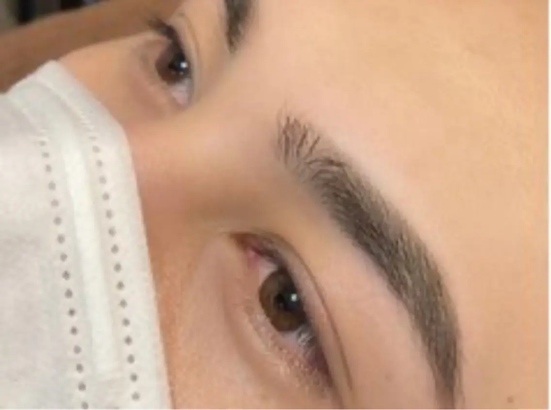 【男性限定】眉ワックス+眉スタイリング¥4,500の写真