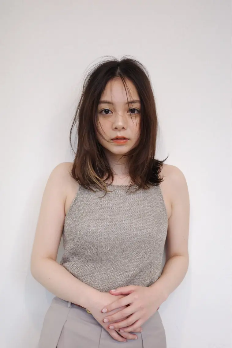 ミディアム カラー カット ヘアカラー KOHNO/レイヤー と垢抜けヘアのヘアスタイル