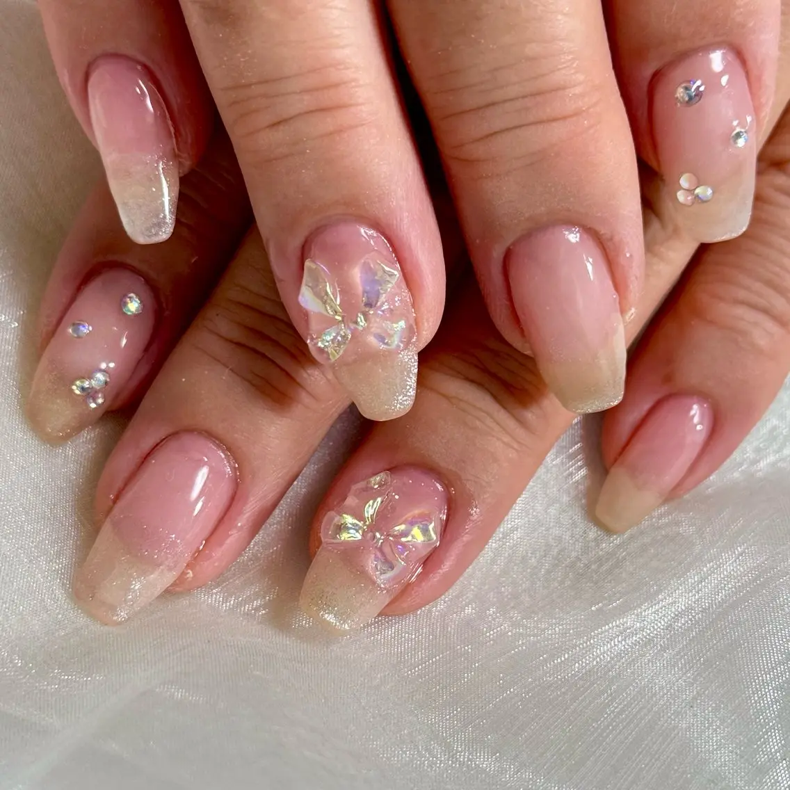 ネイル ハンドネイル salon Hush Hushのネイルデザイン