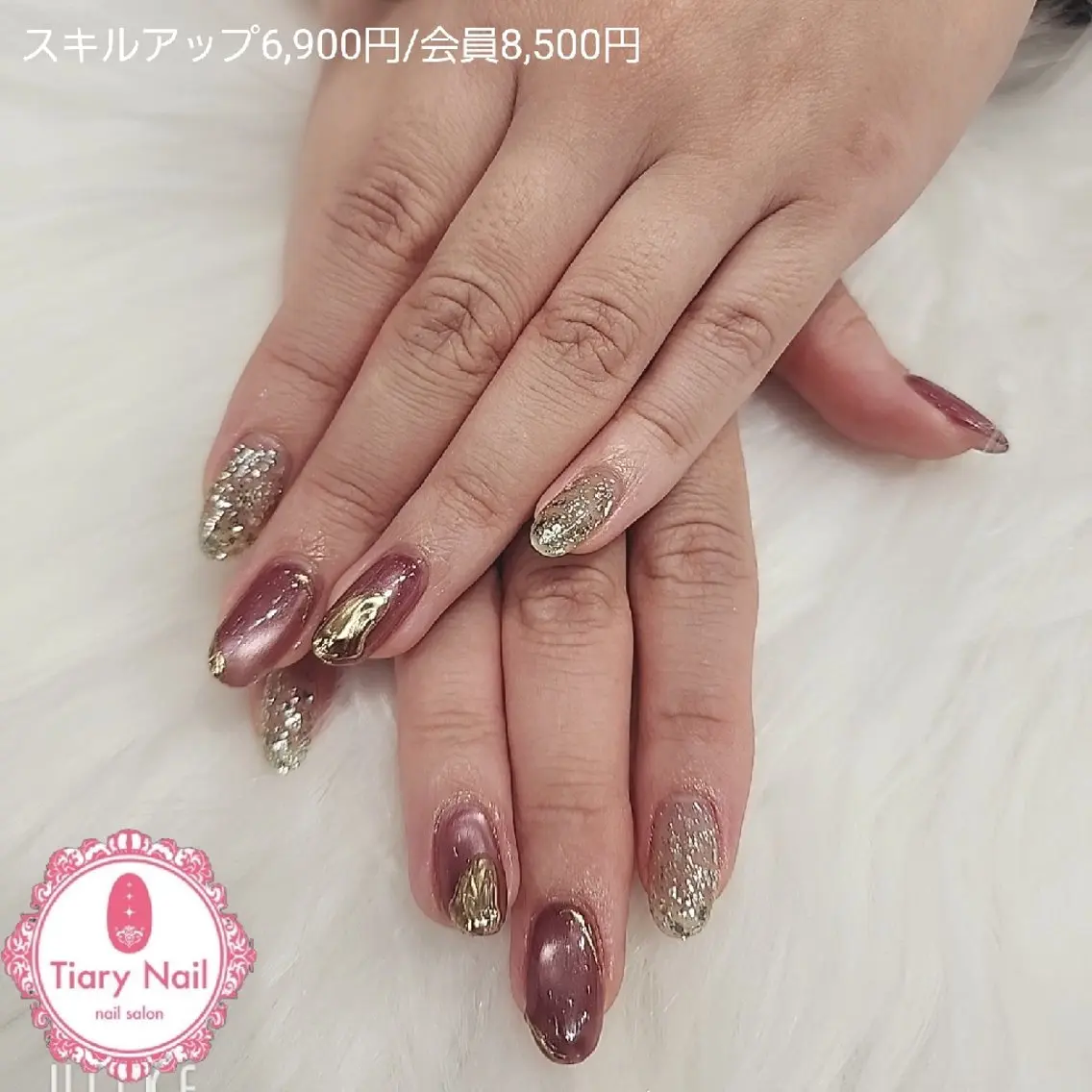 ネイル 💙🤍Tiary M🤍💙のネイルデザイン