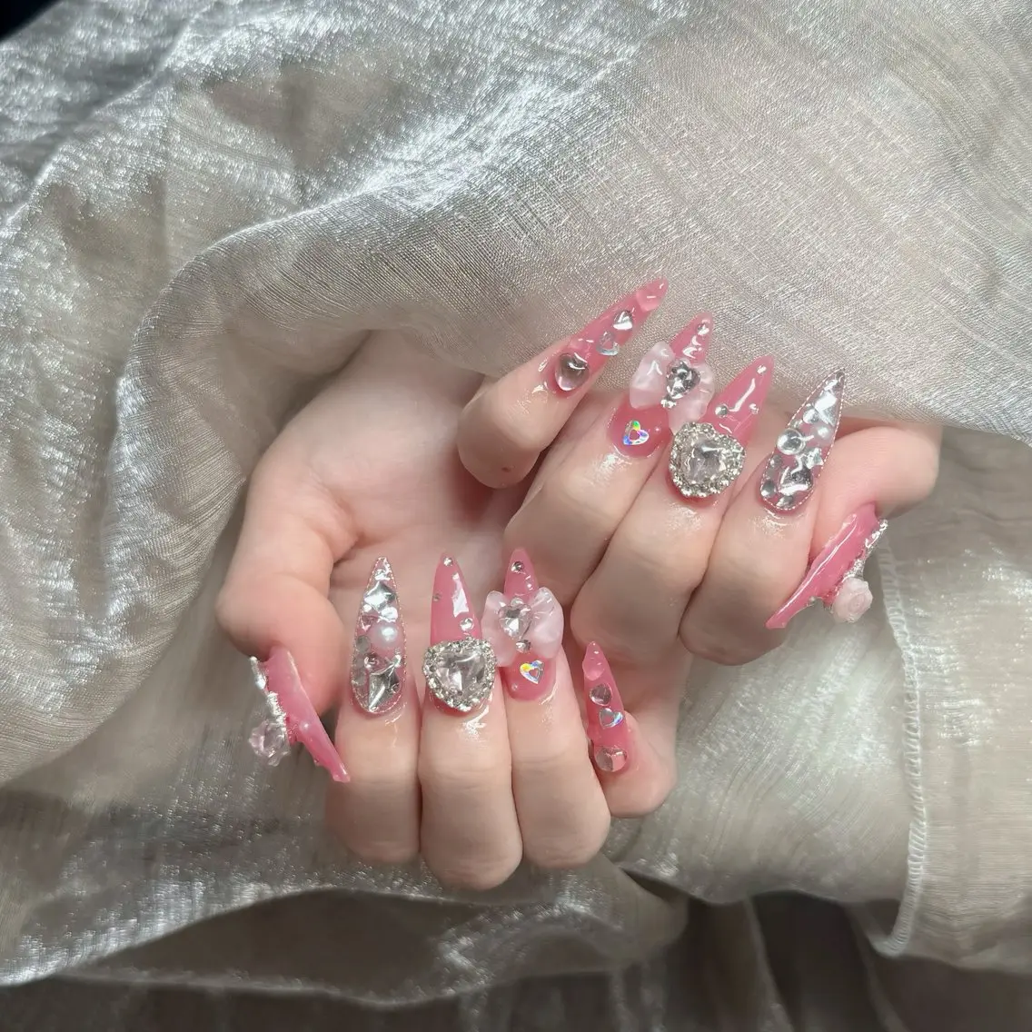 ネイル ジェルネイル 韓国ネイル マグネットネイル ネイルチップ 冬ネイル Lenie Nail Salonのネイルデザイン