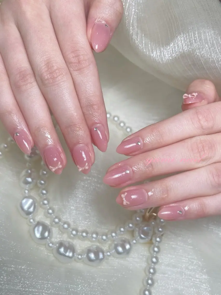 ミディアム ヒエン NAILのネイルデザイン