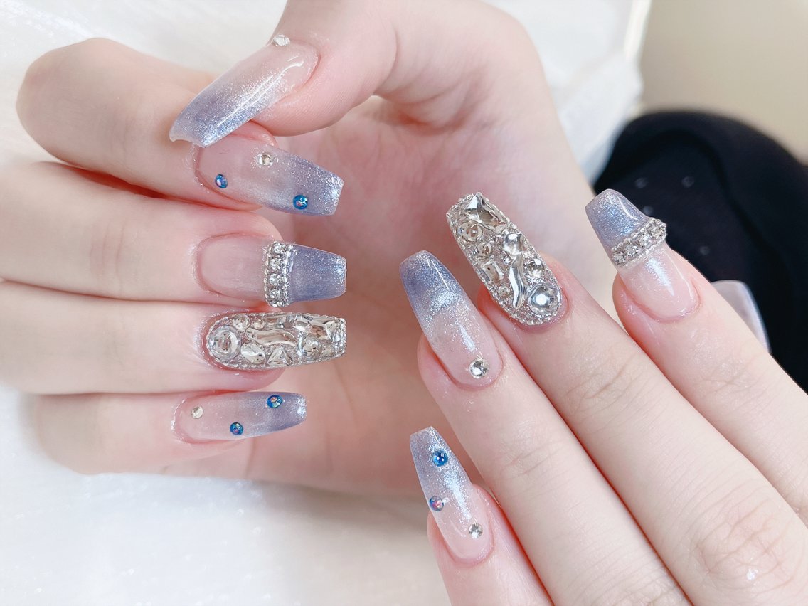 ネイル チークネイル 成人式 フレンチネイル グラデーション 氷ネイル・うるうるネイル ハンドネイル DUO   MI nail salonのネイルデザイン