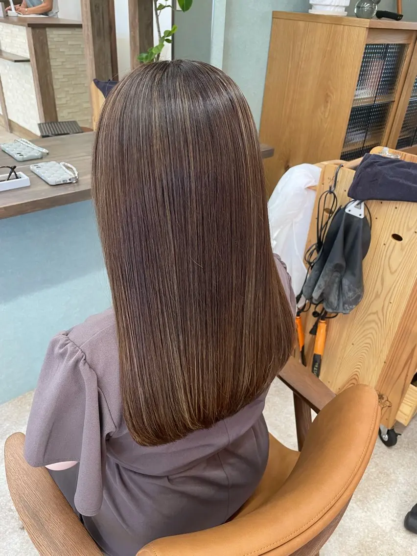 ロング カラー カット ヘアカラー 吉本 美希のヘアスタイル