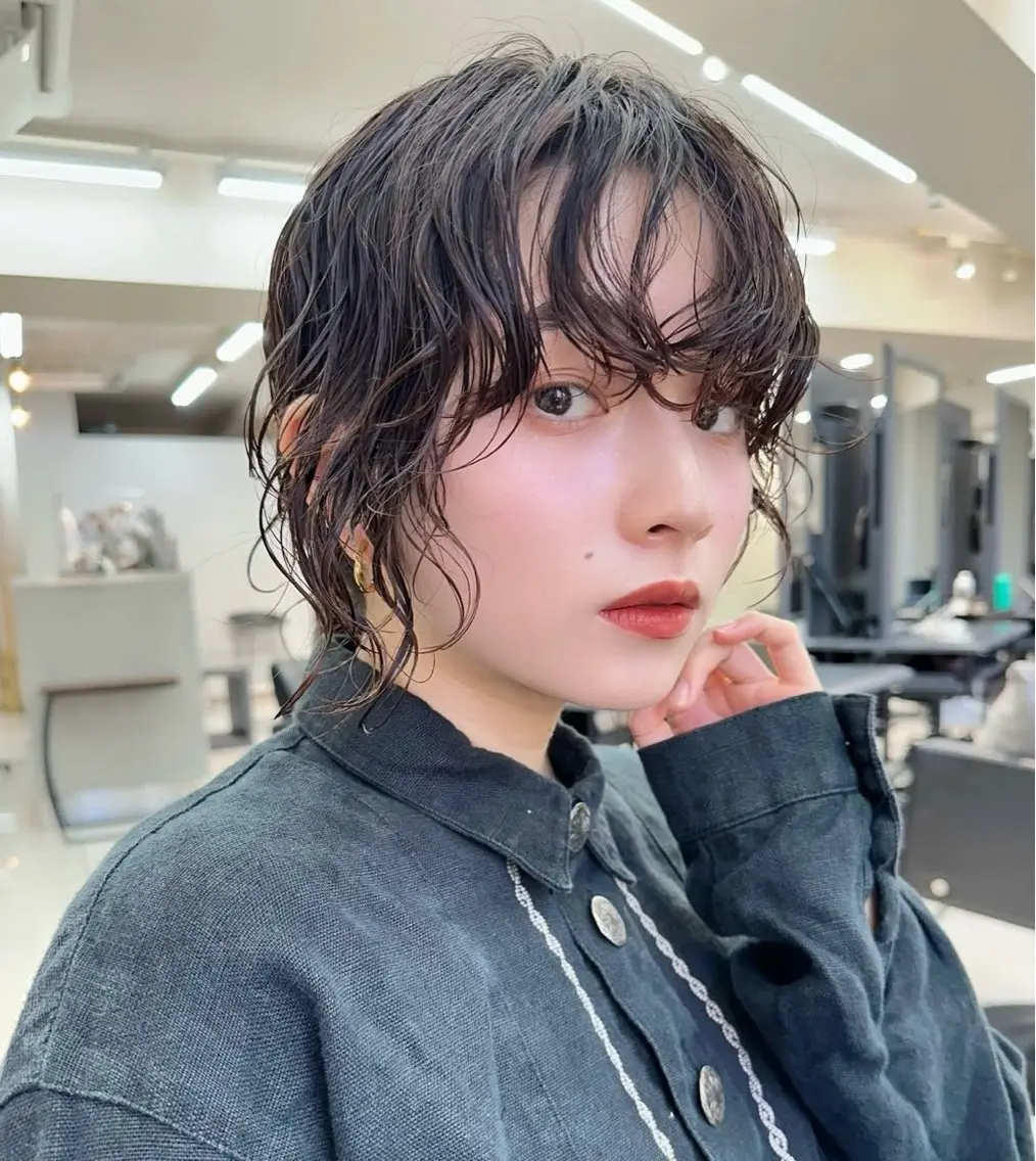 ミディアム パーマ ウルフ🦋顔まわり ❤︎ ͛めいのヘアスタイル