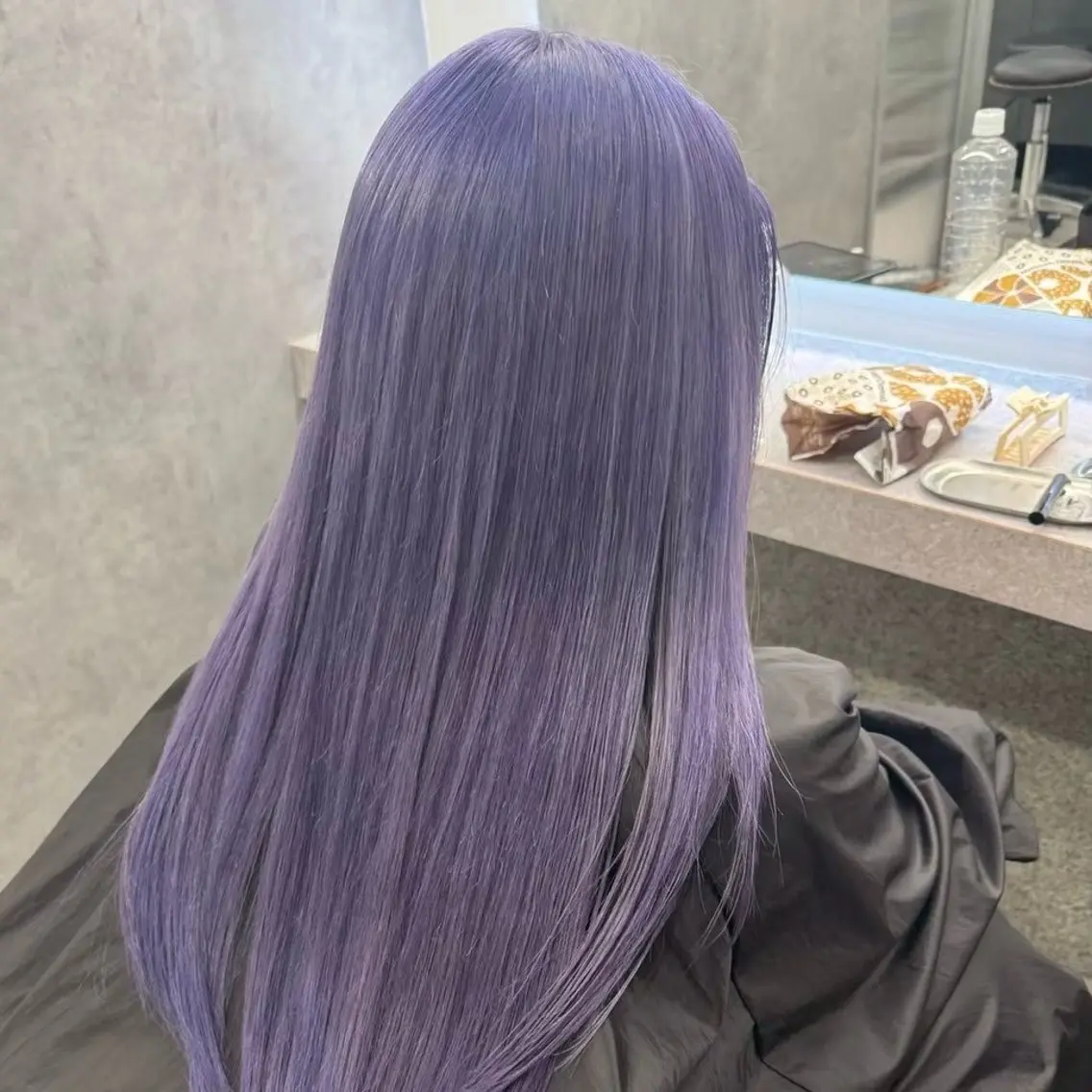 カラー Yoshiいろあそび 八王子/ハイトーンのヘアスタイル