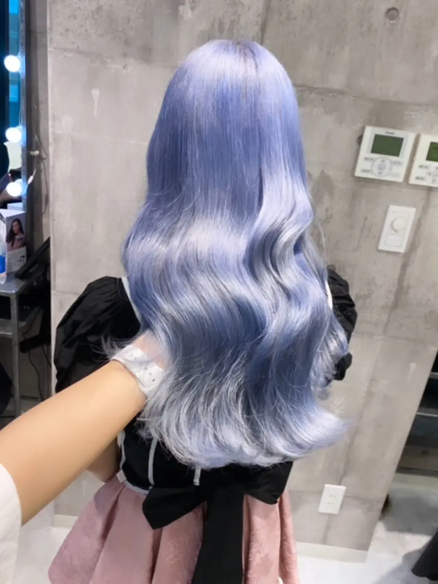 ロング カラー ブルーカラー ブルーラベンダー ラベンダーカラー シルバー カット ヘアカラー トリートメント 🤍ムラ修正ブリーチ 🤍原宿/YUUのヘアスタイル