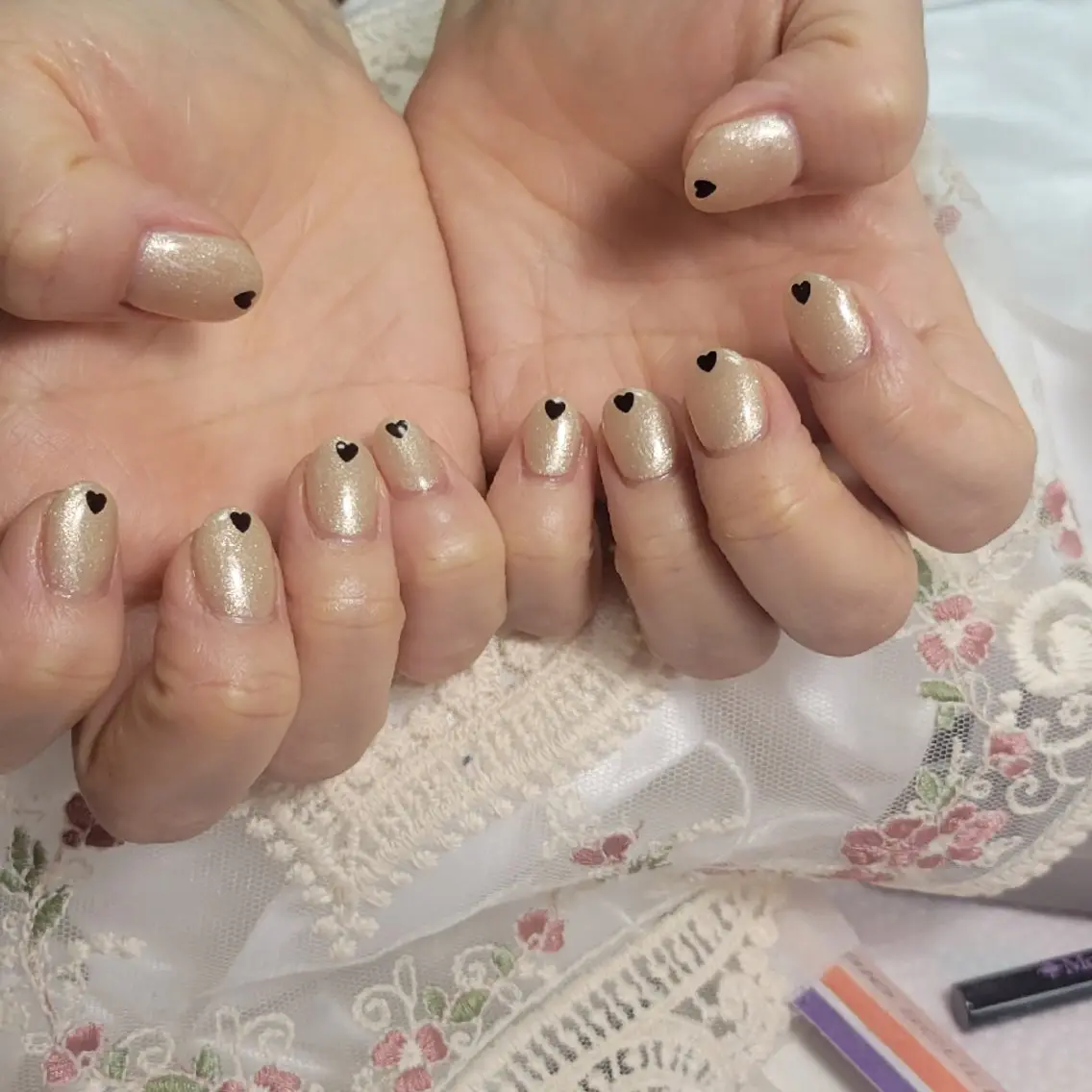 ネイル ハート ハンドネイル ネイルサロンほっこり kanaのネイルデザイン
