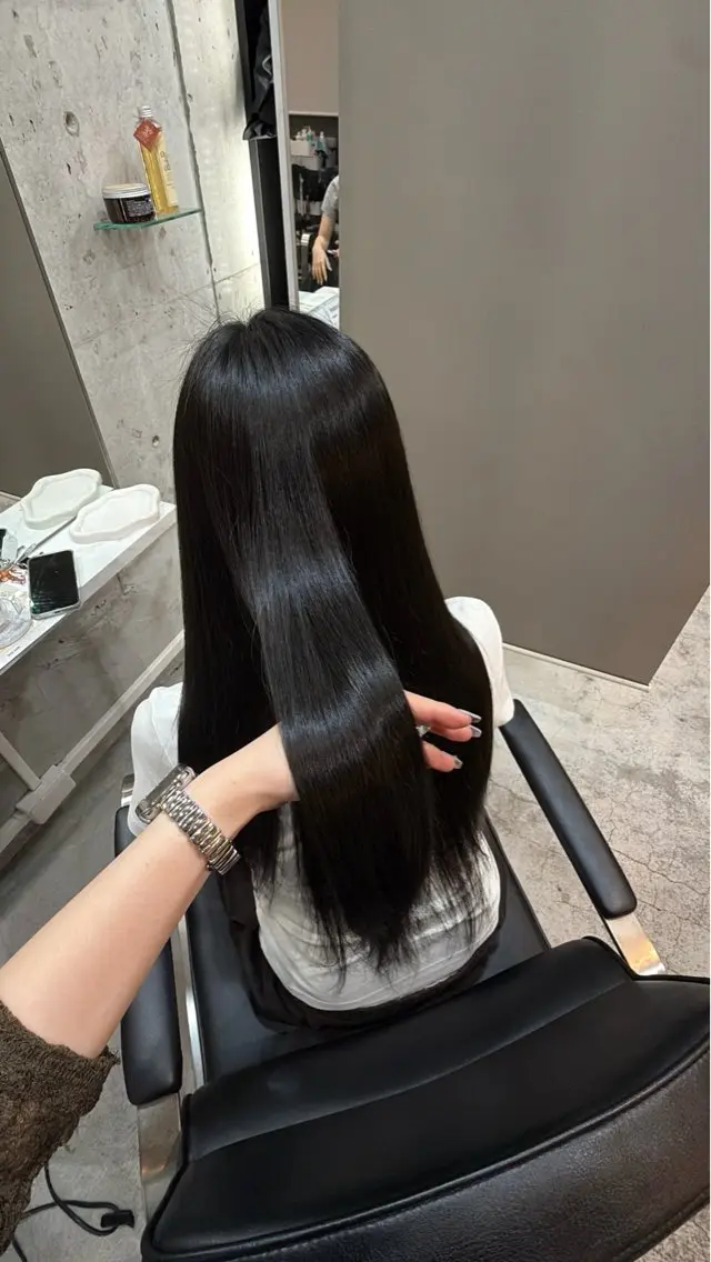 ロング カラー ヘアカラー yu rinaのヘアスタイル