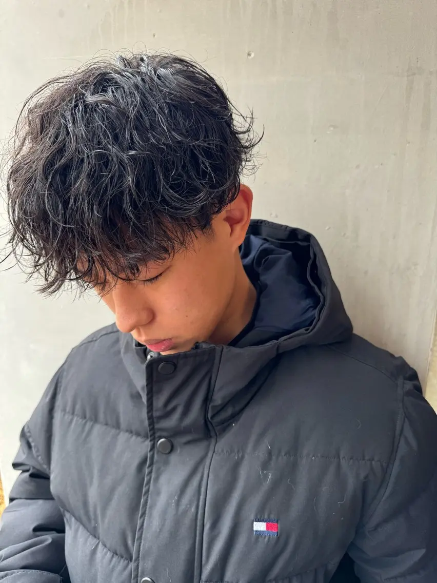 ショート パーマ スパイラルパーマ 【メンズパーマ特化】 美容師/岡田岳斗のヘアスタイル