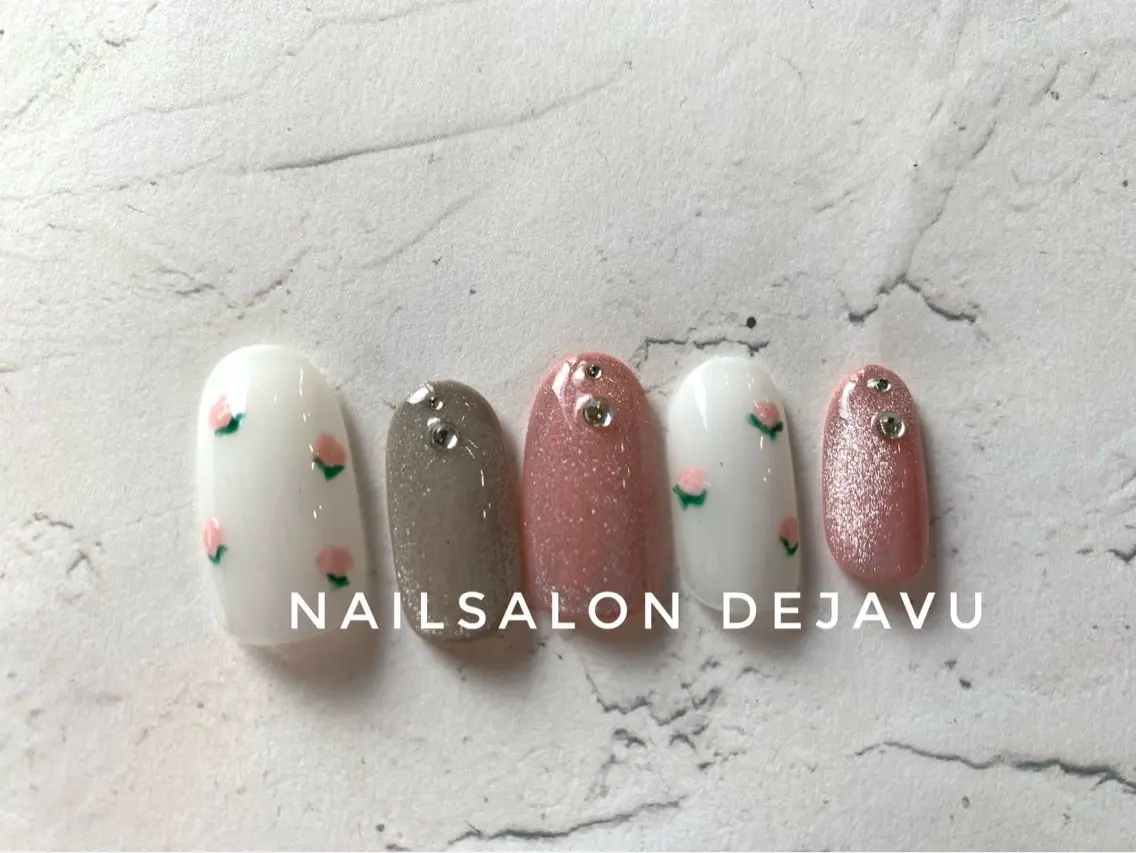 ネイル ハンドネイル Nailsalon Dejavuのネイルデザイン
