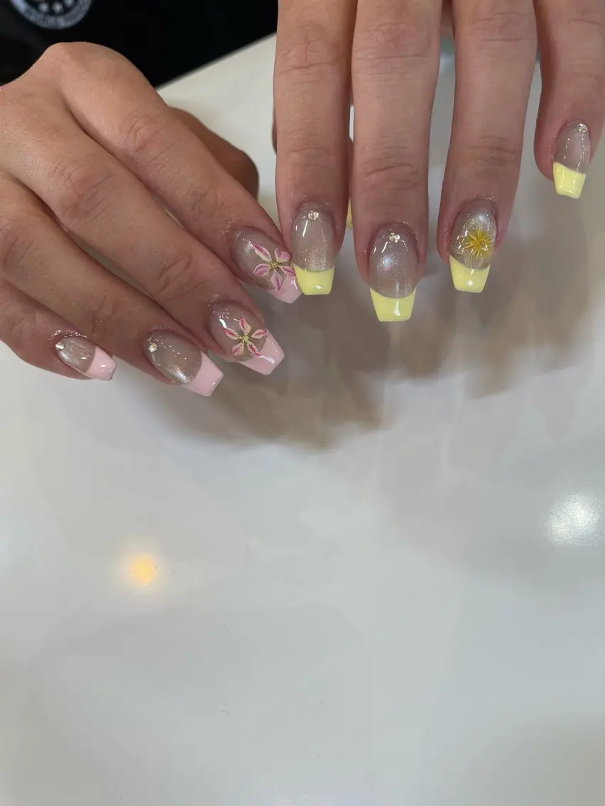 ネイル Nail Salon Gummi.のネイルデザイン