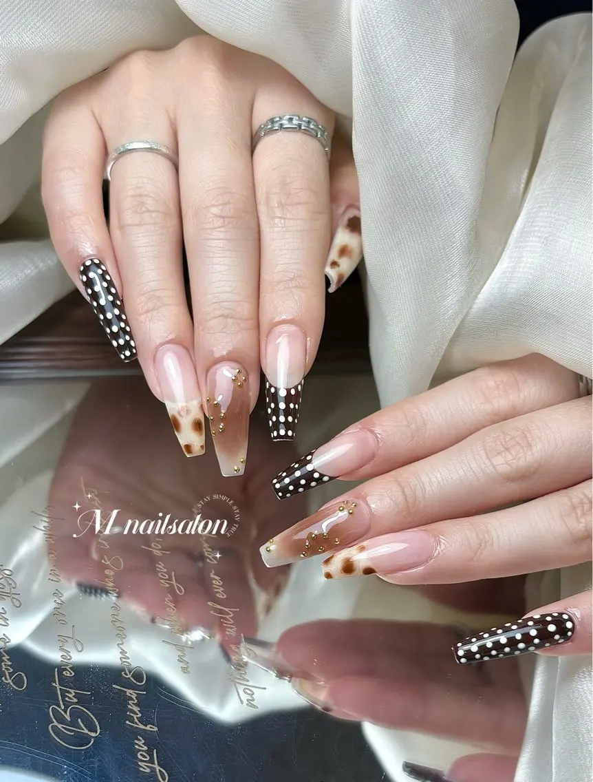 セミロング ハンドネイル M🌷nail 長さだし専門店のネイルデザイン